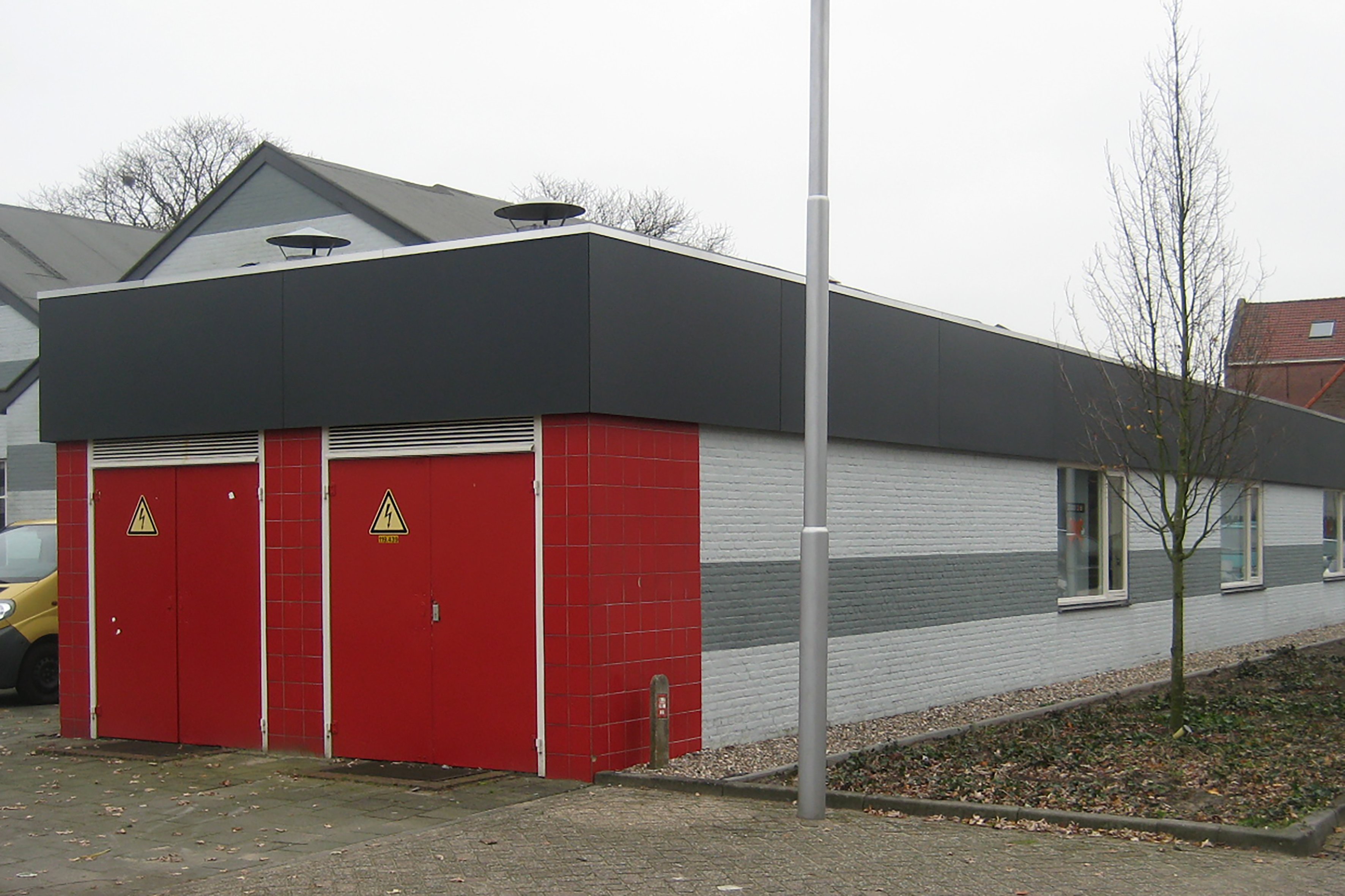 HPL Bau- und Fassadenplatte 8 mm anthrazit HPL Bau- und Fassadenplatte 8 mm anthrazit