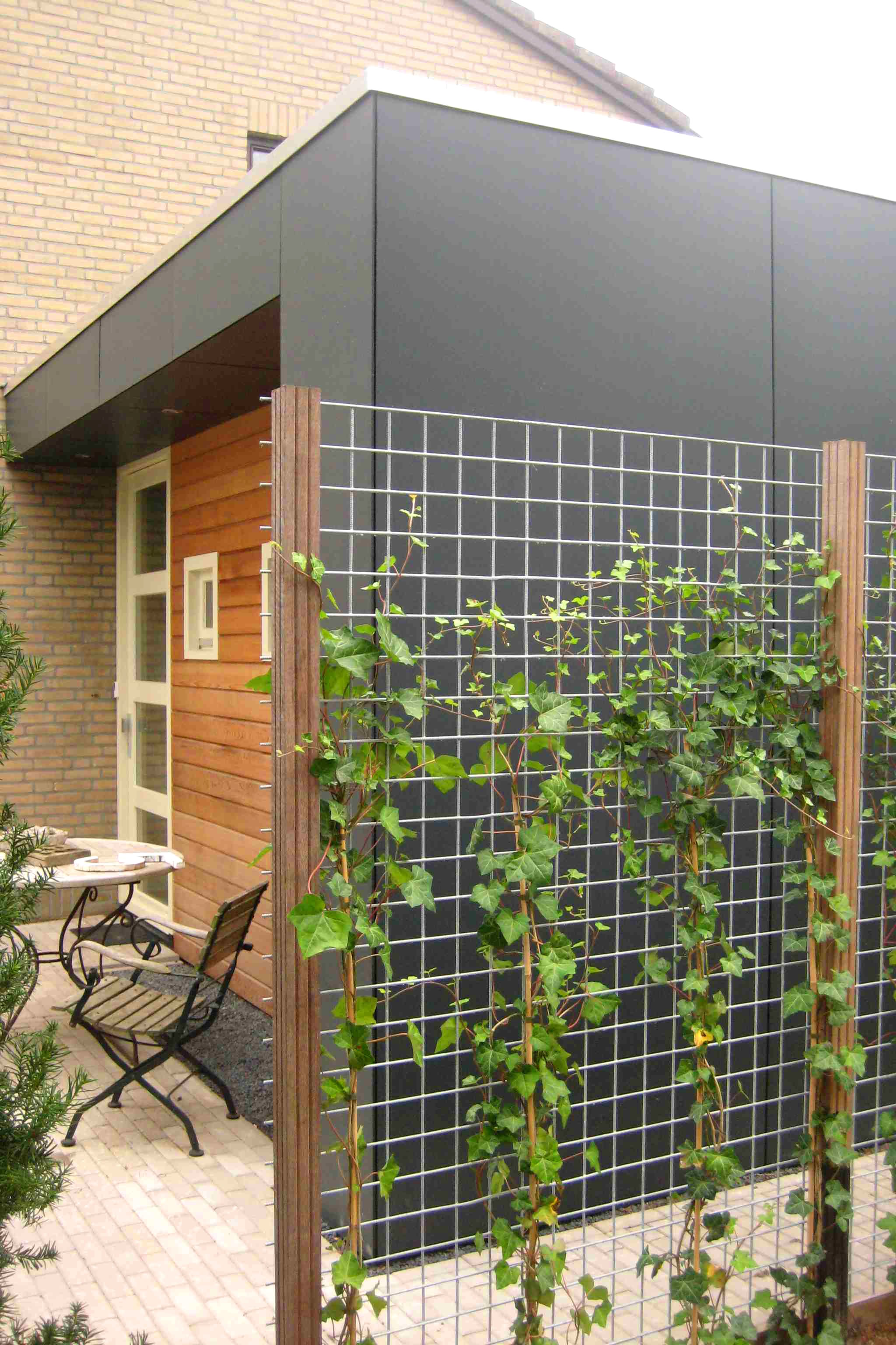 HPL Bau- und Fassadenplatte 8 mm anthrazit HPL Bau- und Fassadenplatte 8 mm anthrazit